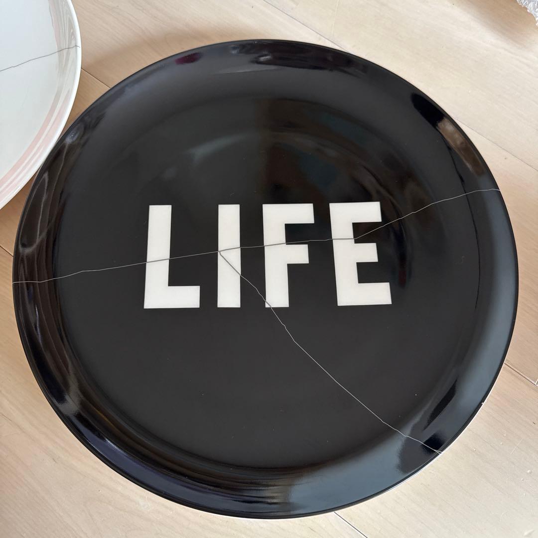 Virgil Abloh Plate ホワイト＆ブラック　世界限定250個❗️