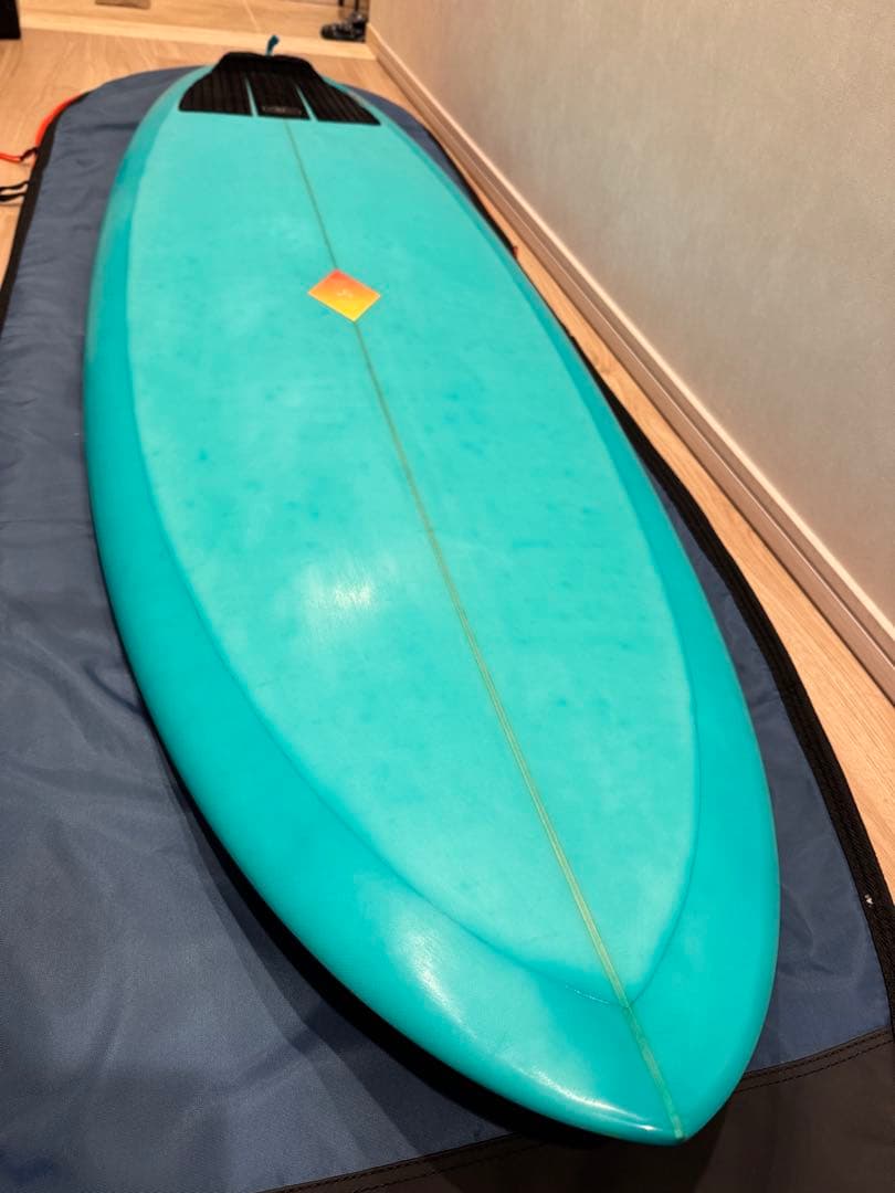 ツインピン　サーフボード　6’2”