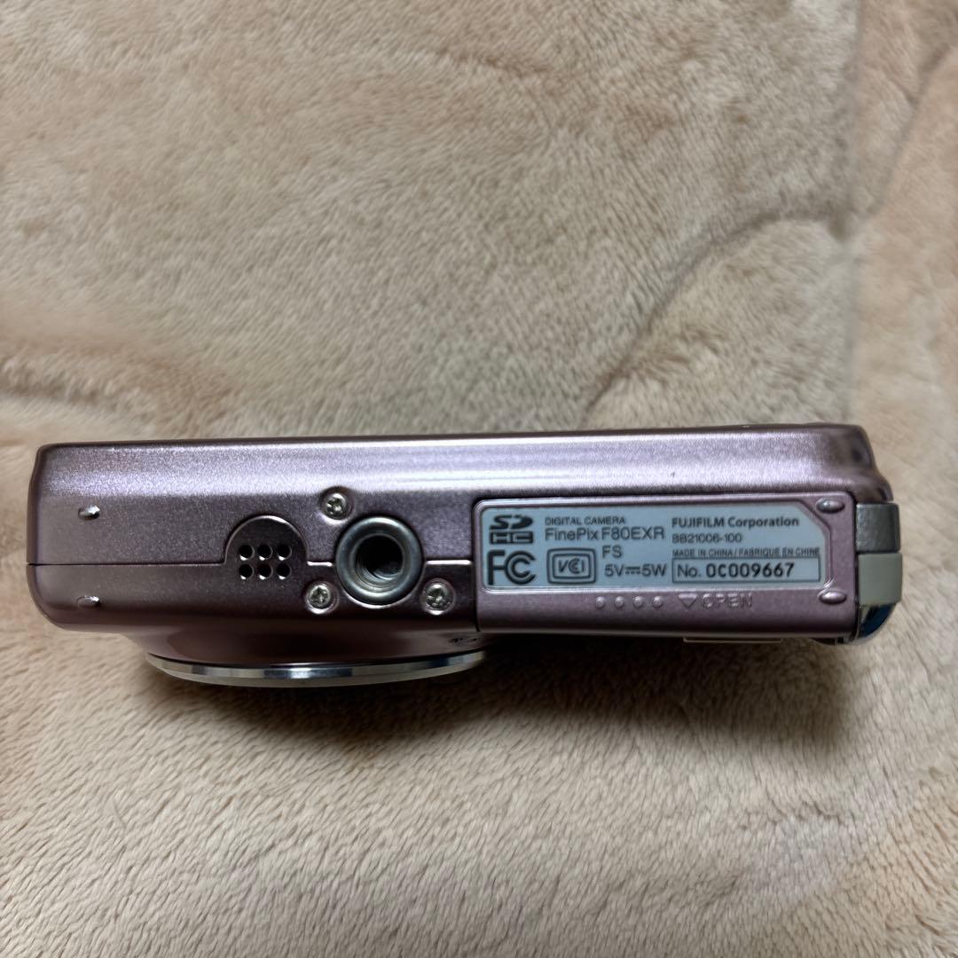 Fujifilm F80EXR 10倍ズーム
