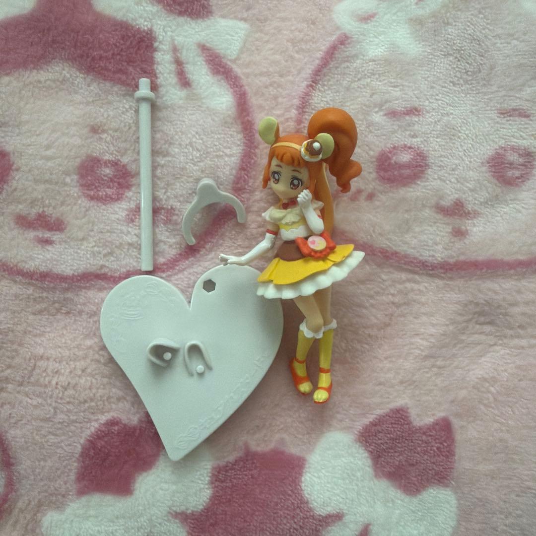 キラキラプリキュアアラモード キューティーフィギュア