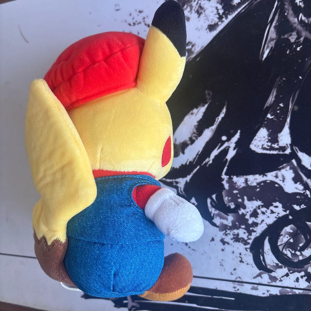 マリオピカチュウ　ぬいぐるみ　美品