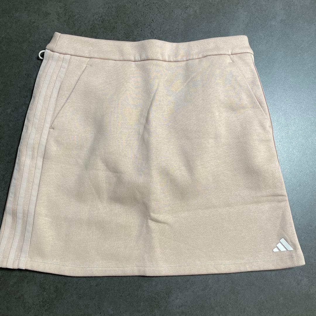 アディダスゴルフ　長袖トレーナー&スカート裏起毛セットアップ　スリーライン