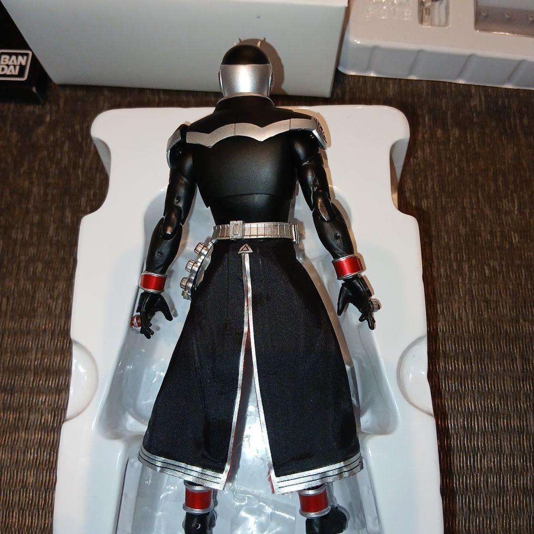 S.H.figuarts 真骨彫 仮面ライダーウィザード フレイムスタイル