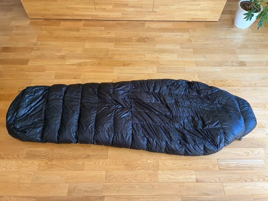 Nanga ナンガ LEVEL8-10UDD BAG レギュラー　ブラック　寝袋