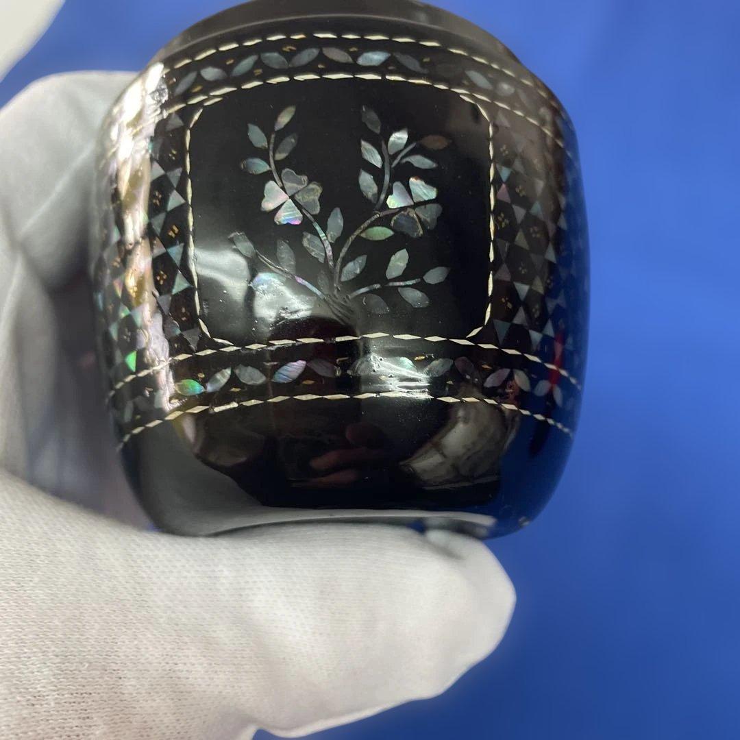 お値下げしました！　茶道具　棗　螺鈿細工　花をあしらった螺鈿細工が美しい