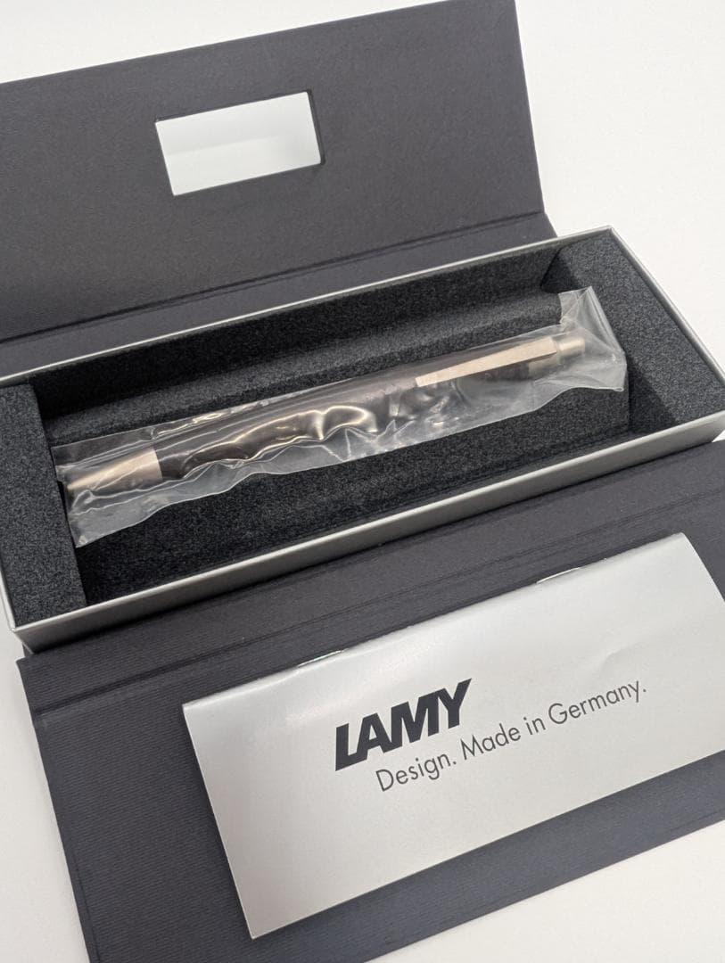 超美品！ LAMY ラミー ボールペン 油性 2000 ブラックウッド L203