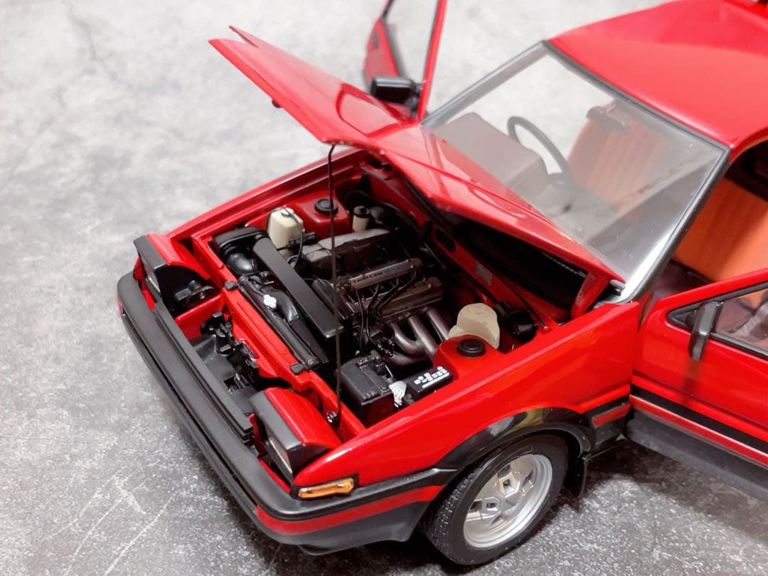 オートアート 1/18 トヨタ スプリンター トレノ GT APEX AE86