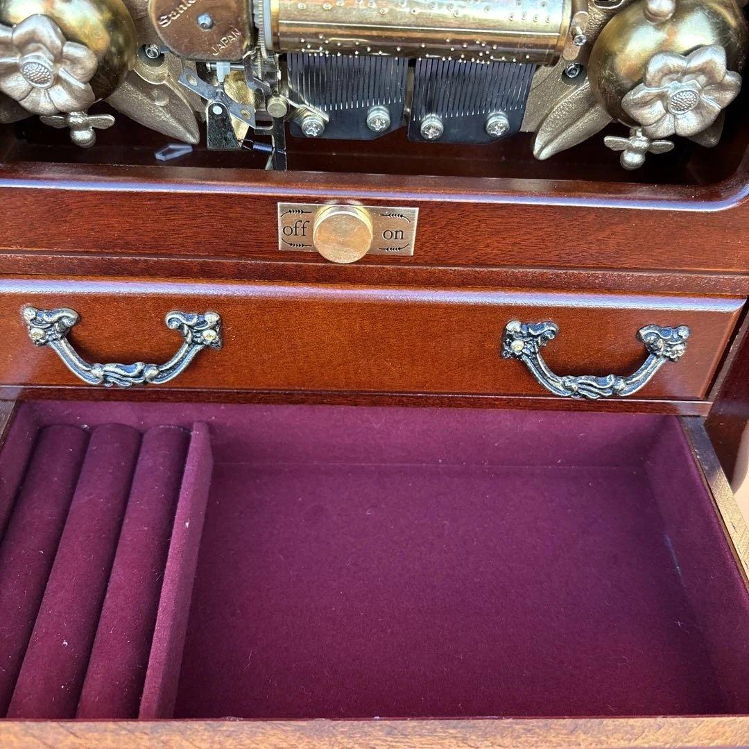 クラシック木製オルゴール