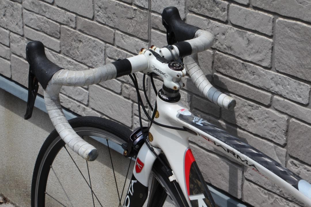 引き取り限定♪KUOTA♪KHARMA♪Race♪カーボンフレーム♪クオータ♪