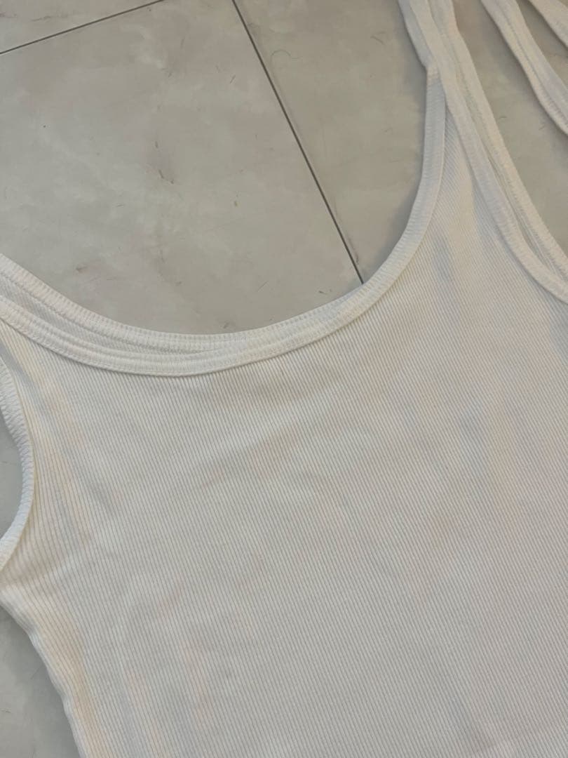 トップス SHISHIKUI RIBBON CAMI / WHITE