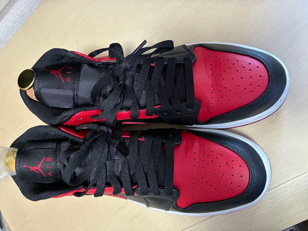 エアジョーダン Midシューズ 赤黒