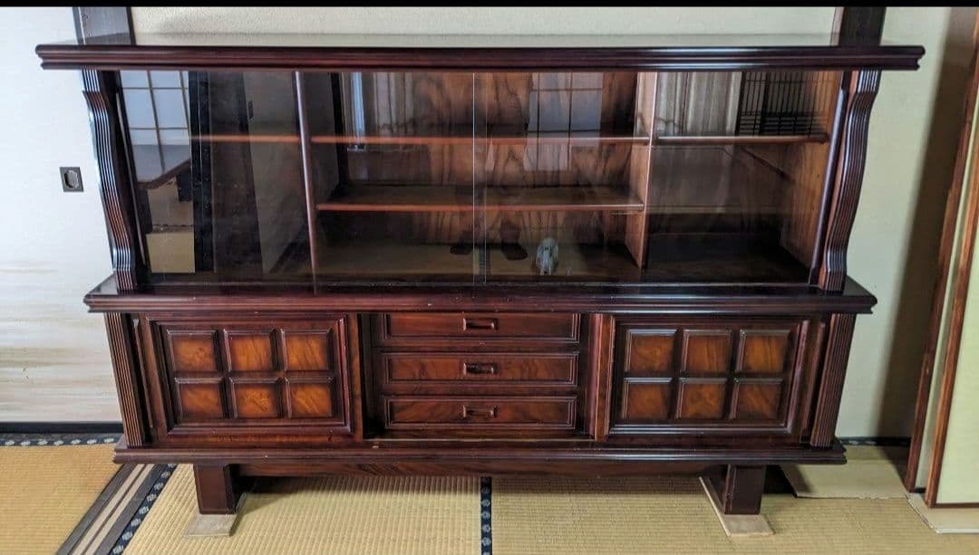 サイドチェスト アンティーク家具　断捨離　コレクション整理