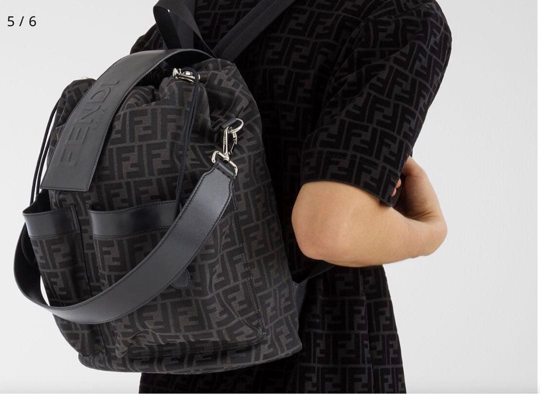 ドローストリングバックパックスモール　ブラックFFファブリック