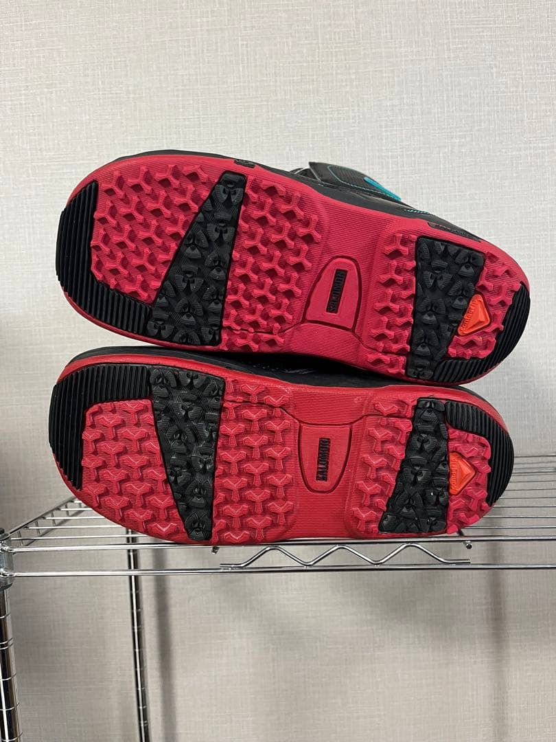 SALOMON スノーボードブーツ 女性用 ブラック/ピンク
