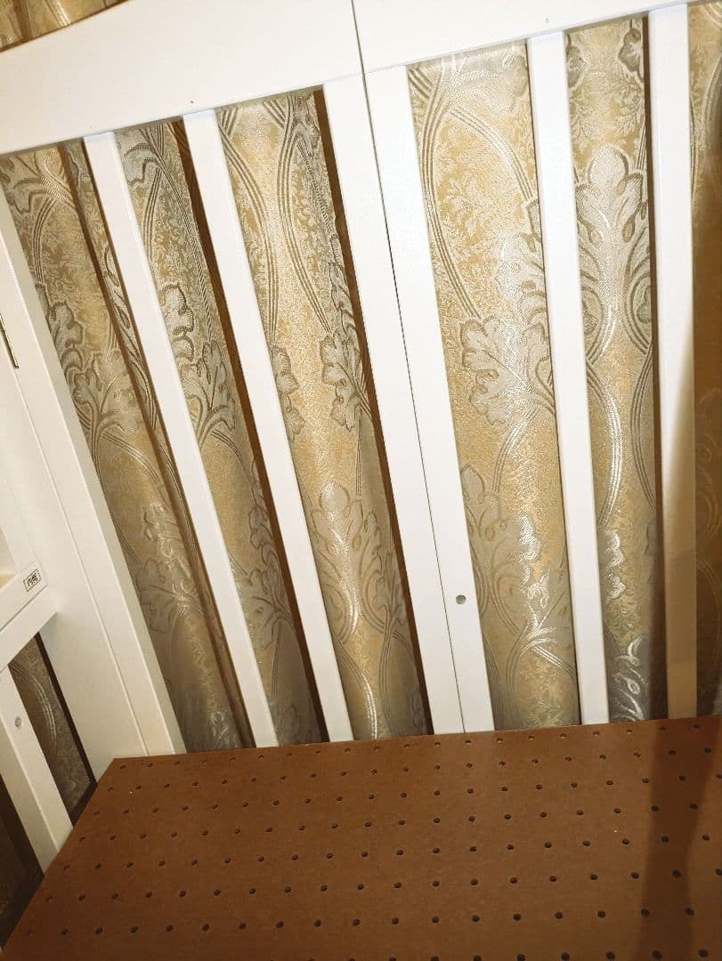 折たたみ式、木製ベビーベッド 　90×60㌢【地域限定】青森県から大阪迄