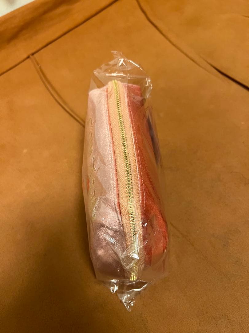 西野カナ　コンサート　ライブ　グッズ　2024 Love Again ポーチ