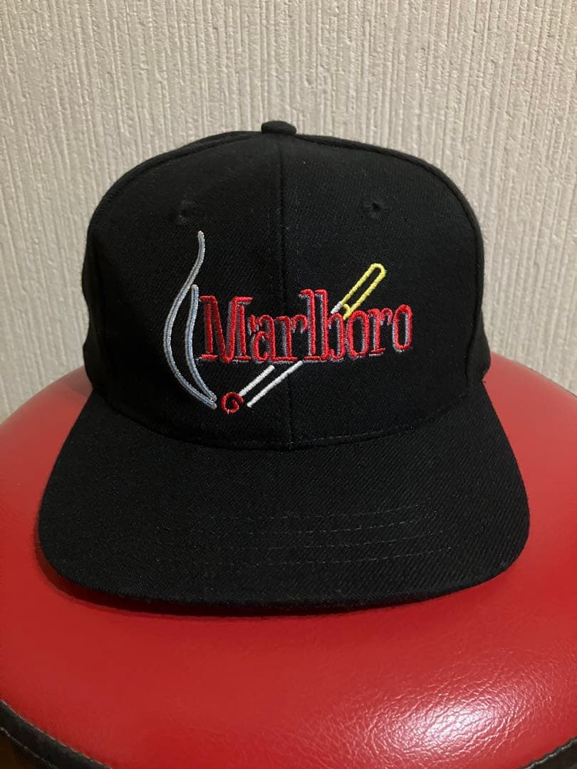 【超激レア】　90年代　Marlboro 黒 キャップ