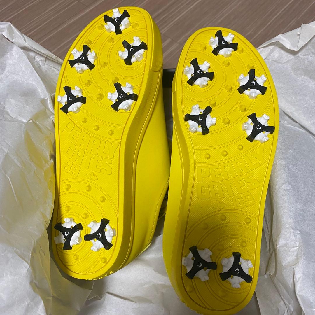 新品未使用PEARLY GATES イエロー ゴルフシューズ　サイズ23.5cm