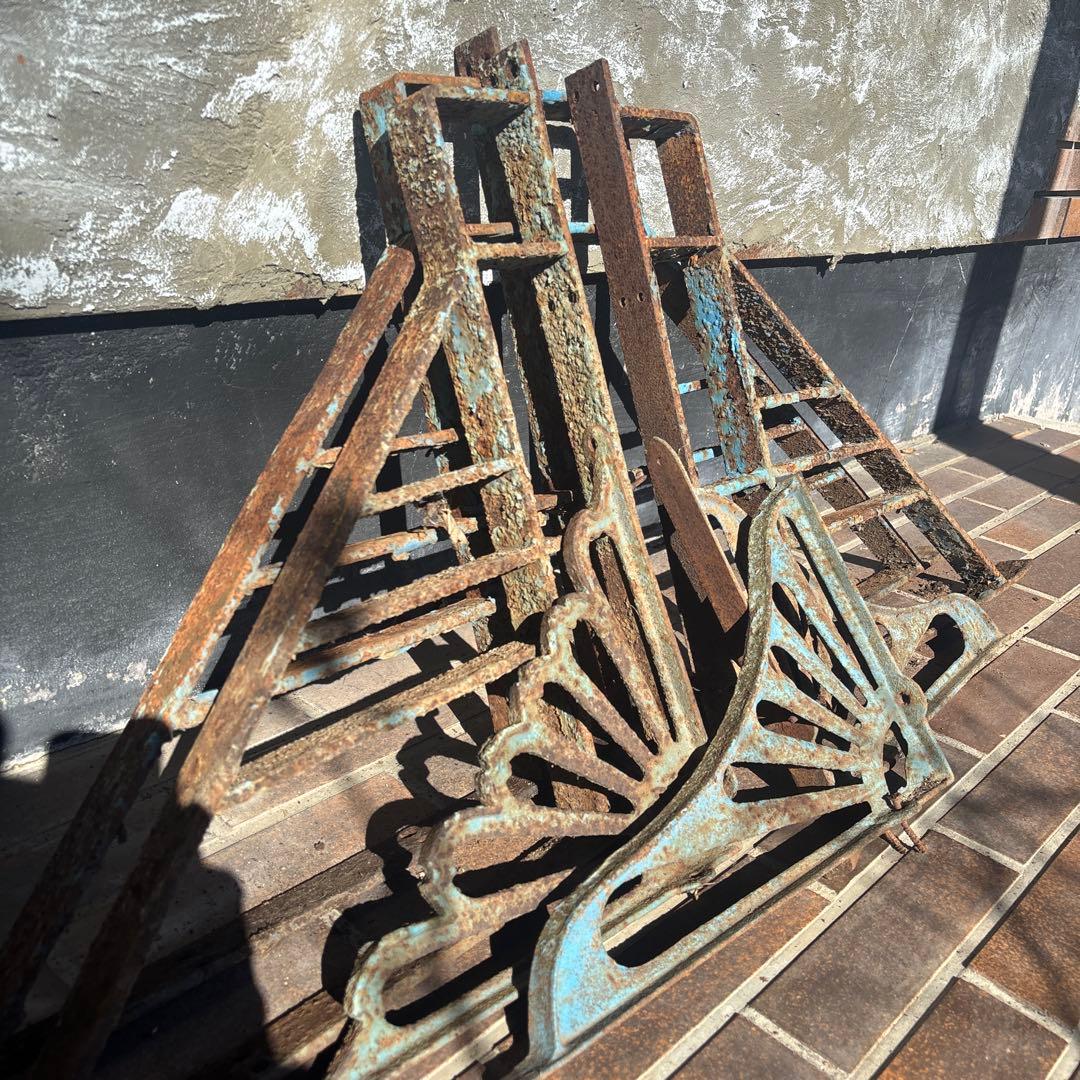 アンティーク 古い 鉄製 アイアン 棚受け L字 金具 ブラケット ７本セット