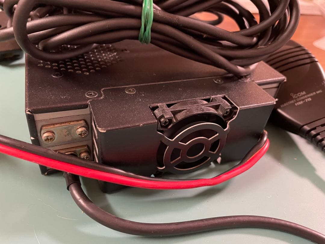 Icom IC-2700 トランシーバー