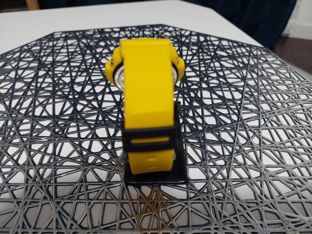 G-SHOCK DW-6900TR-9JR イエロー　30周年記念