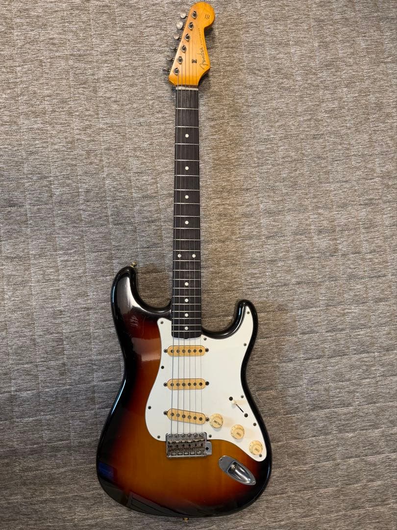 Fender Eシリアル ストラトキャスター