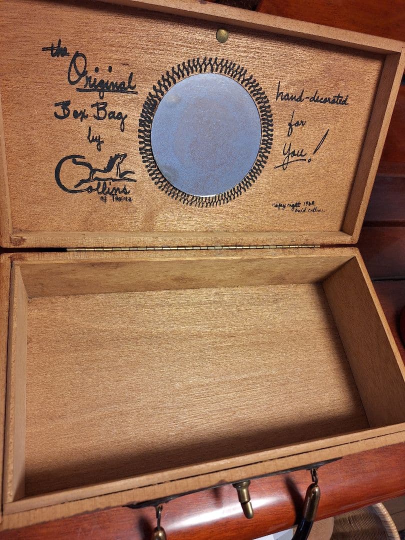 エニットコリンズ馬車デザインの木製ボックスアンティーク