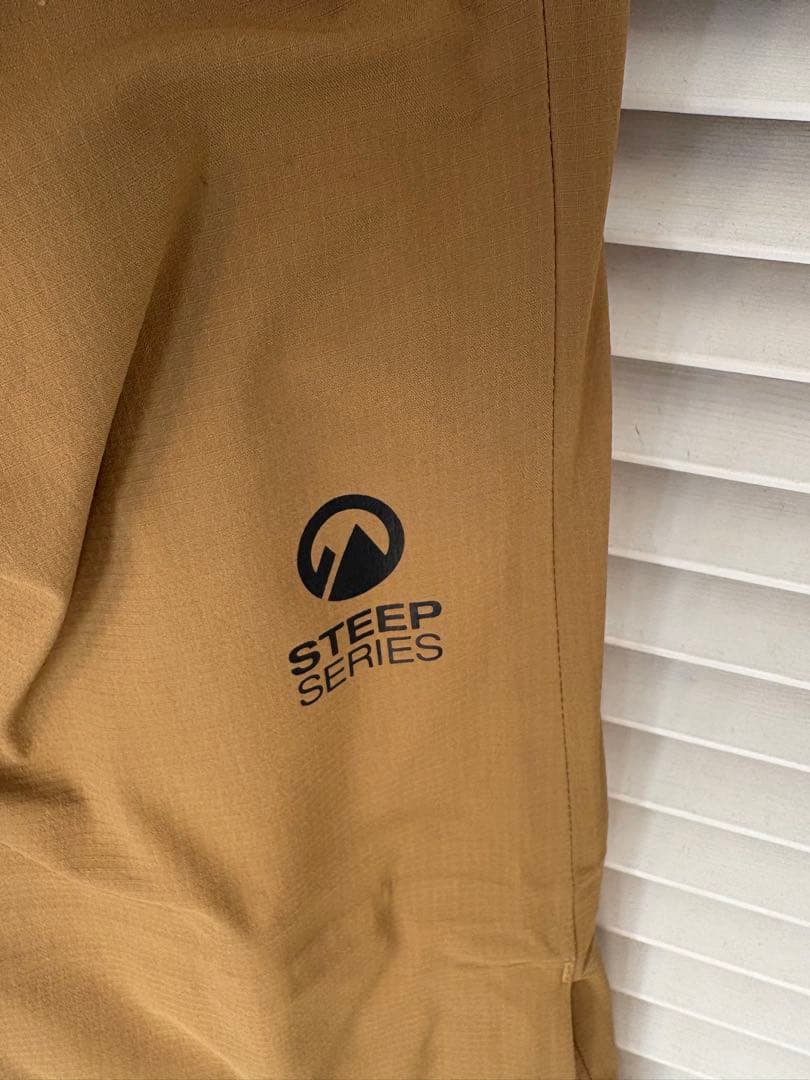 【美品】THE NORTH FACE ベージュ スノーボードウェア レディース