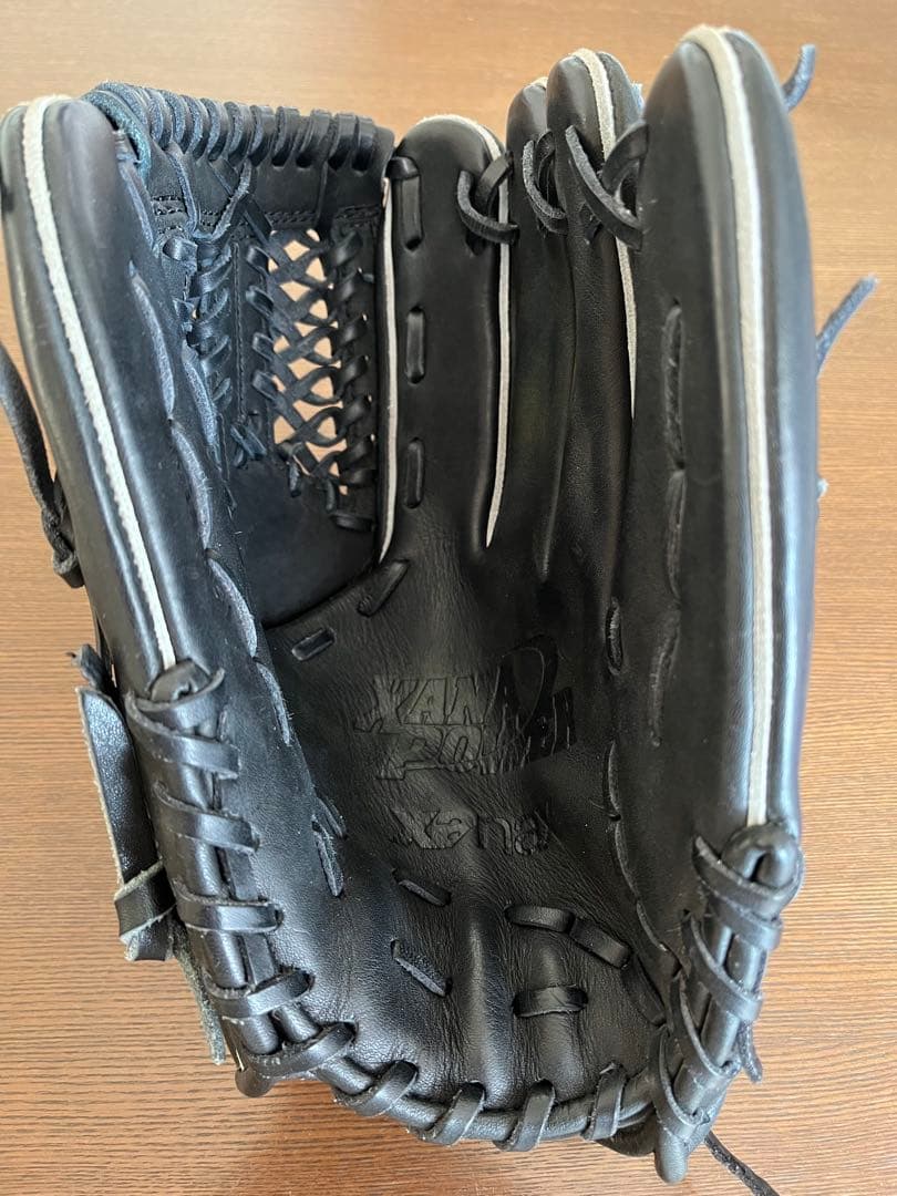 ザナックス　xanax　軟式用グローブ　内野手用