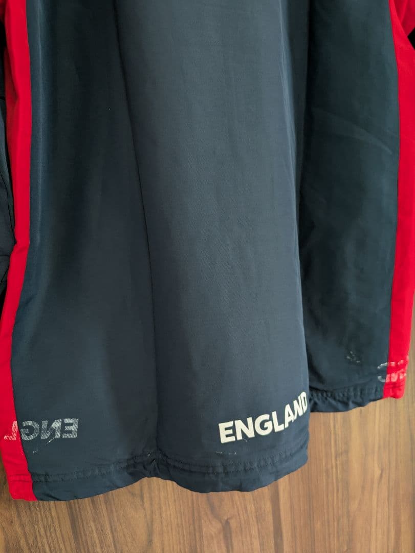 希少 アンブロ UMBRO イングランド代表 ナイロンジャケット Lサイズ