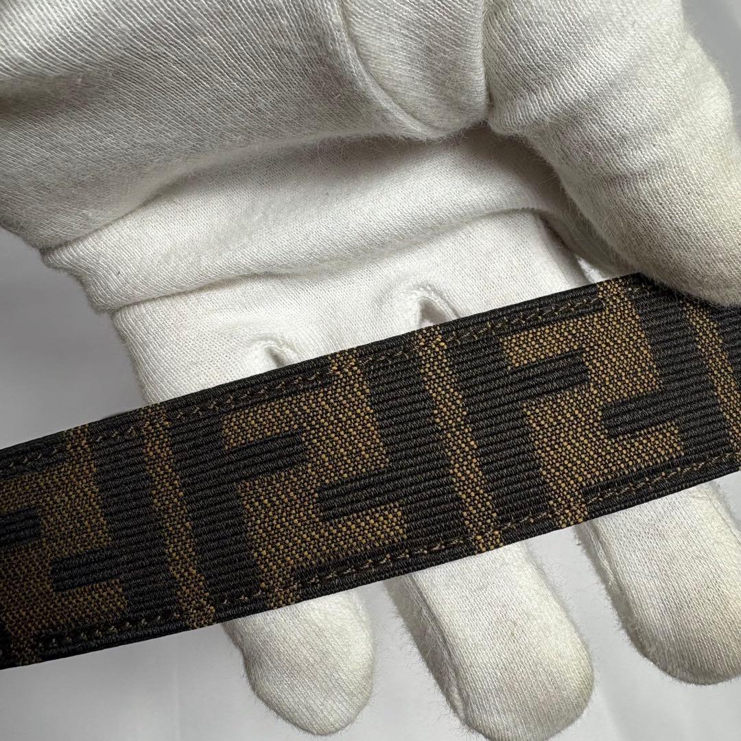 【美品】FENDI ベルト ズッカ柄 F金具 シルバー金具 15653 / 42