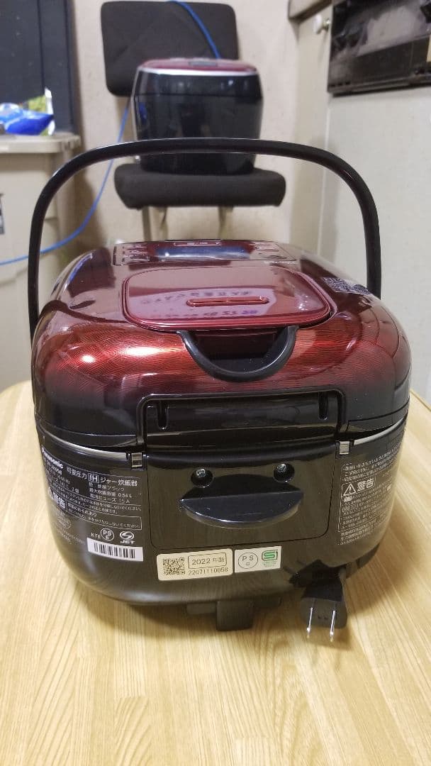 2022年製☆パナソニック圧力IH炊飯器 バックライト液晶画面 ダイヤモンド竈釜