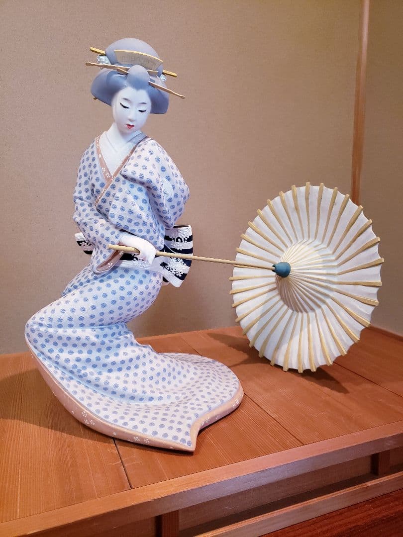 博多人形「上方舞」初代西頭哲三郎作