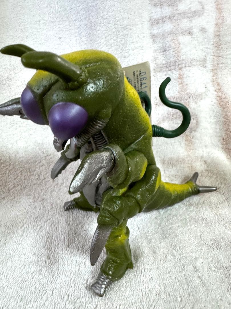 ［美品・タグ付き］ウルトラマングレート　昆虫怪獣マジャバ　ソフビ