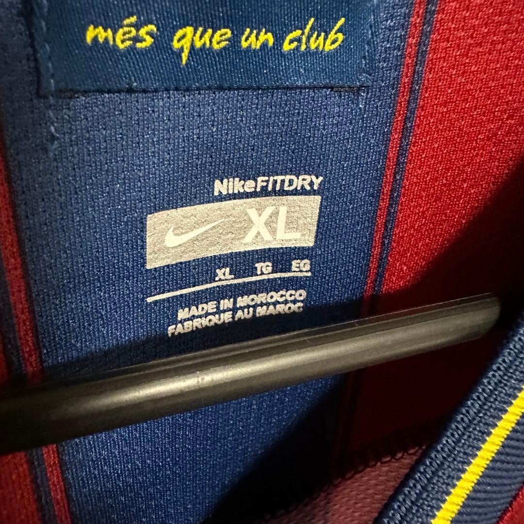 FCバルセロナ　直筆マルチサイン　ユニフォーム　証明書付き　メッシ　イニエスタ