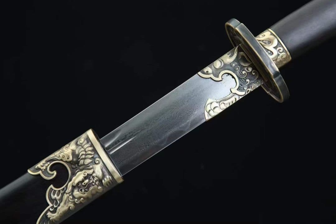 26寸獅子王争覇（黒檀金）古兵器 武具　刀装具　日本刀　模造刀 居合刀