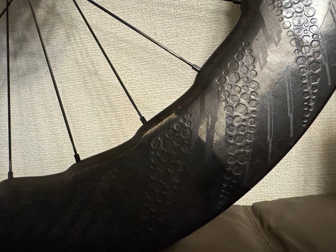 ZIPP 858 NSW DISC チューブレス