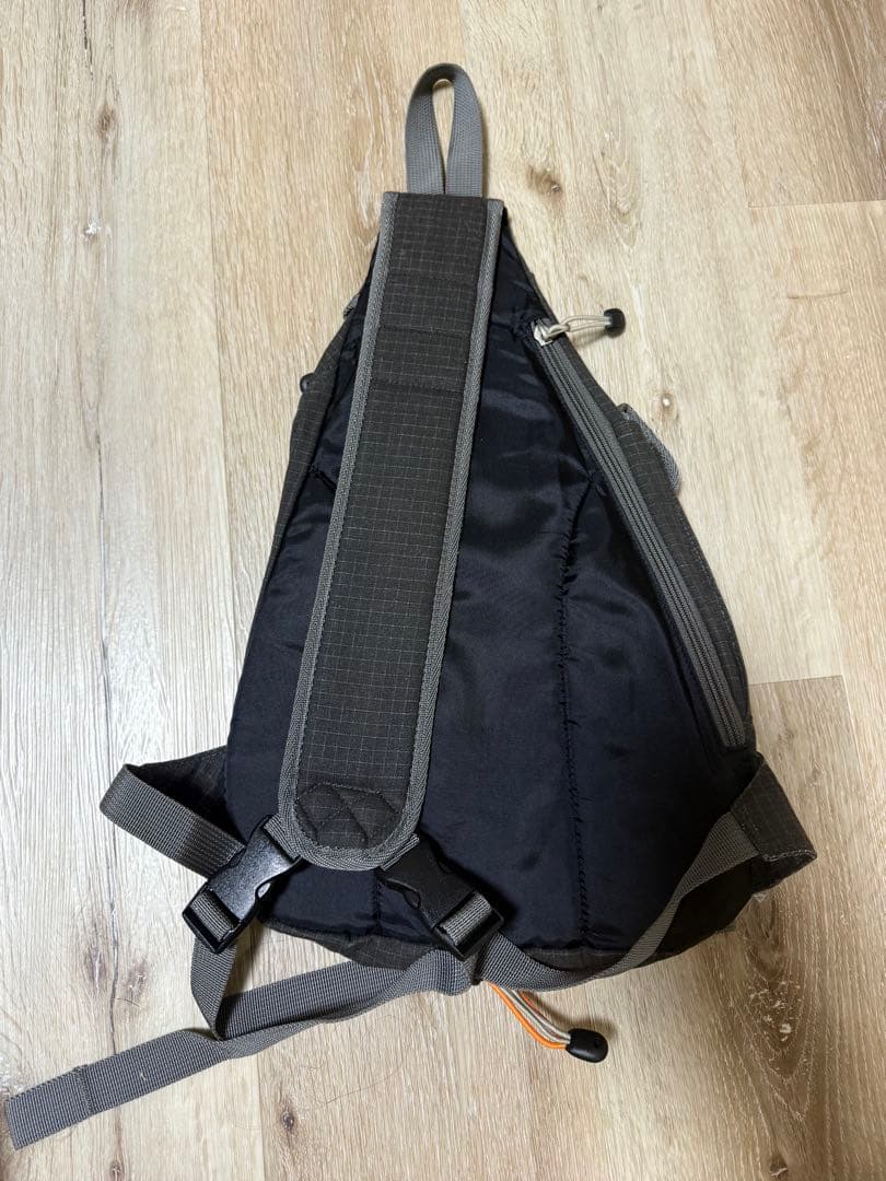 【美品！y2k！】PIKO ワンショルダーバッグ 黒 スリングバッグ