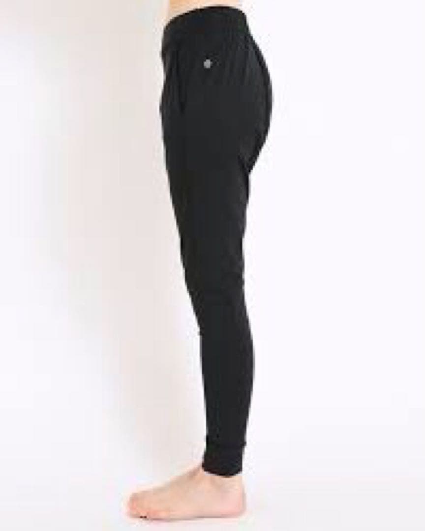 suria ヨガパンツ　ネイビー