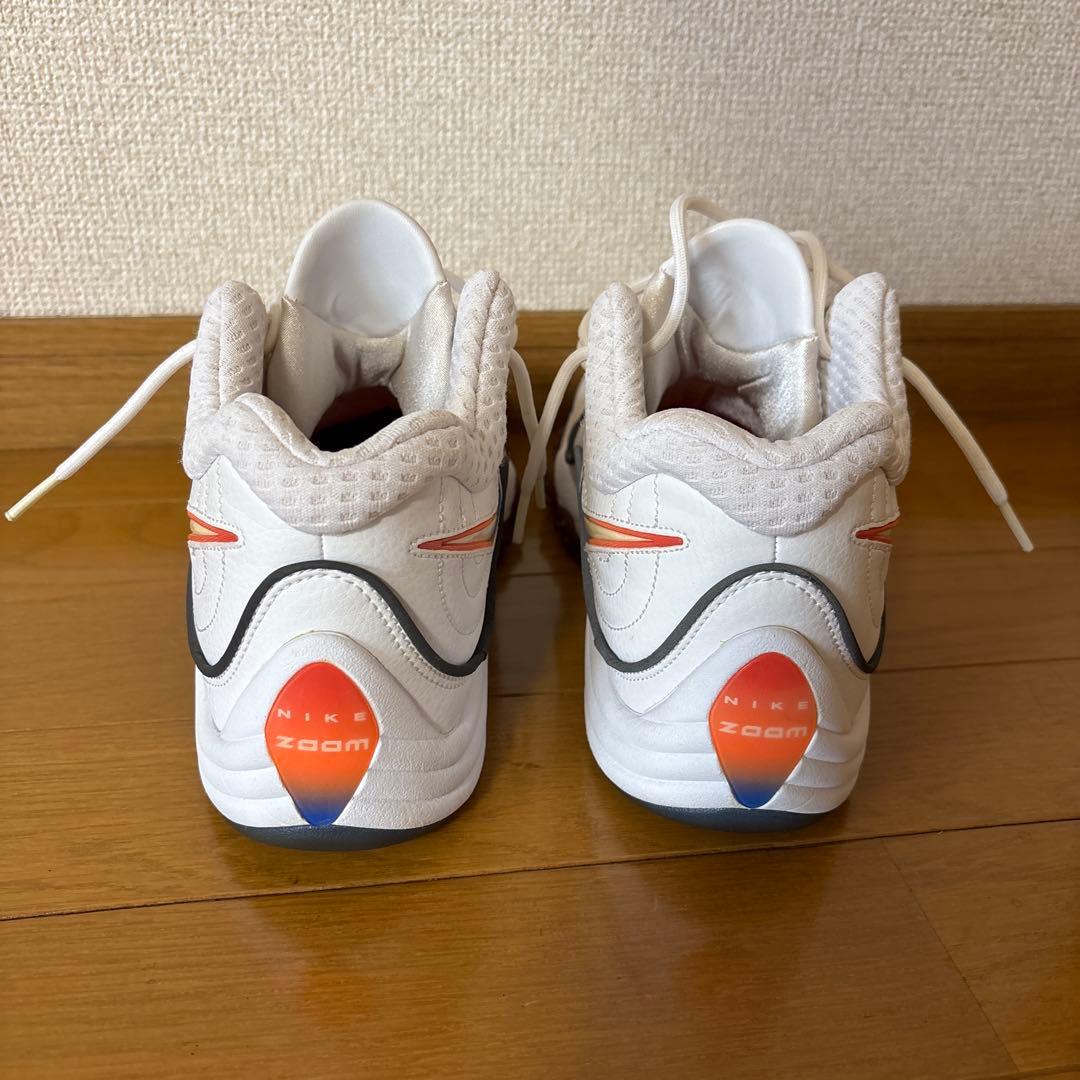 【iku】エアズームアップテンポ　バスケットボールシューズ