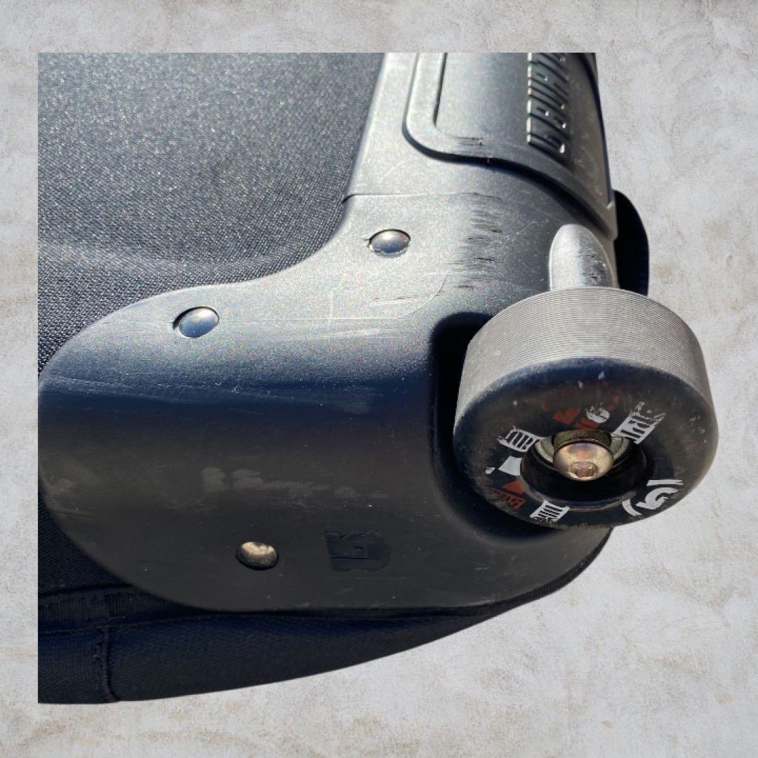 美品✨Burton バートン スノーボード ケース バッグ ウィール付き 大容量