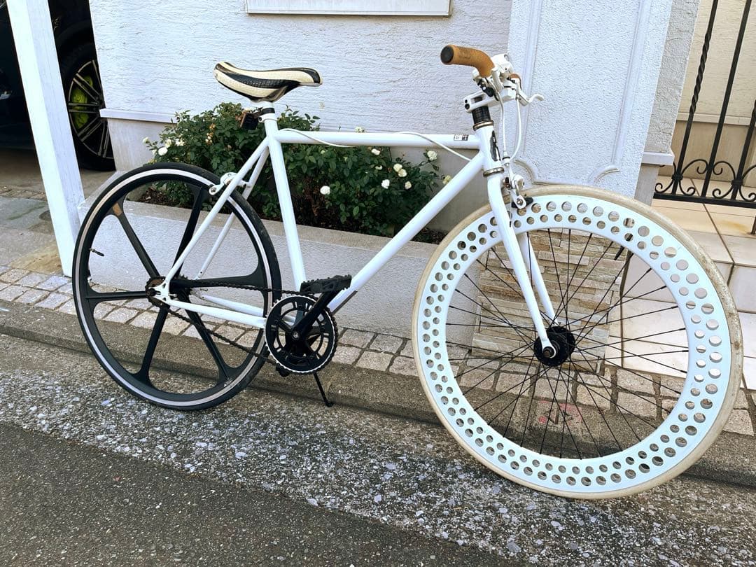 FUN ホワイト カスタム自転車　自転車本体