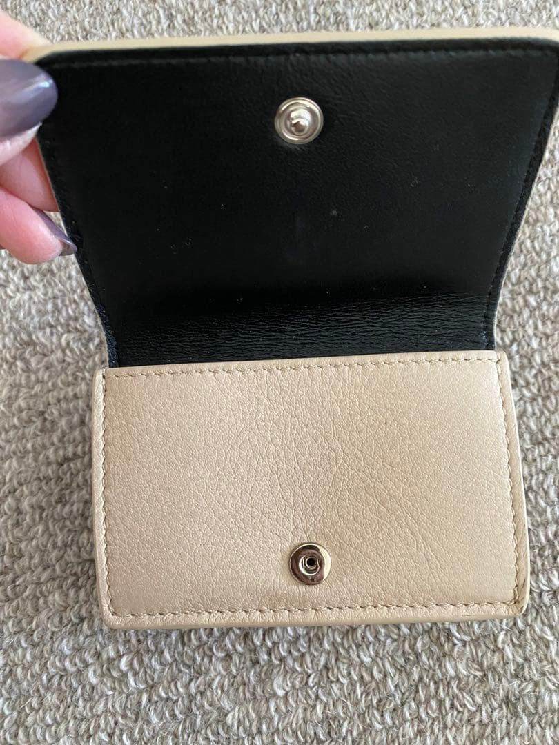 バレンシアガミニ財布