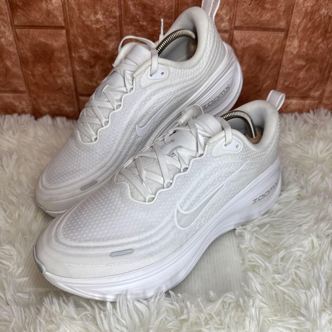 NIKE ナイキ VOMERO PLUS ボメロプラス　26センチ