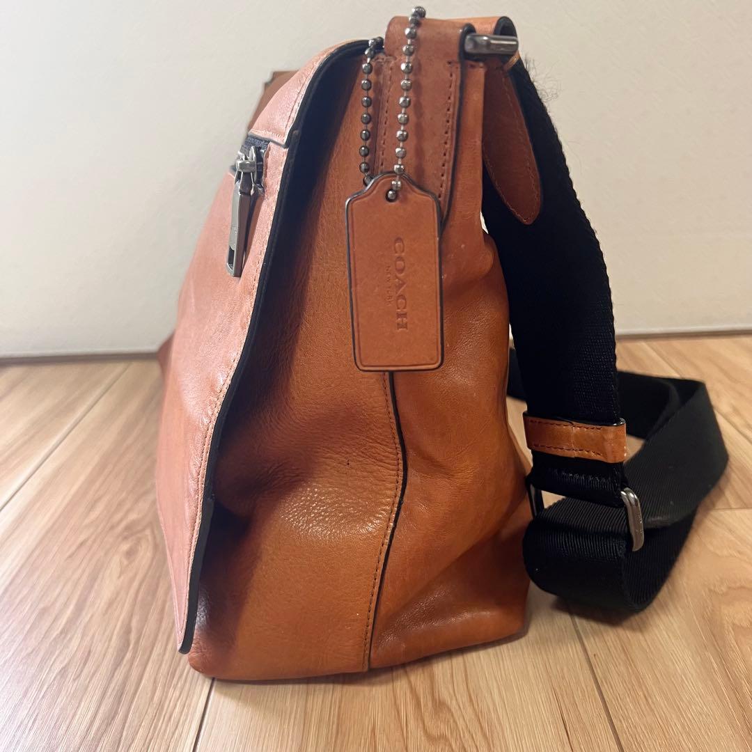 COACH コーチ レザーショルダーバッグ　A4 キャメルブラウン