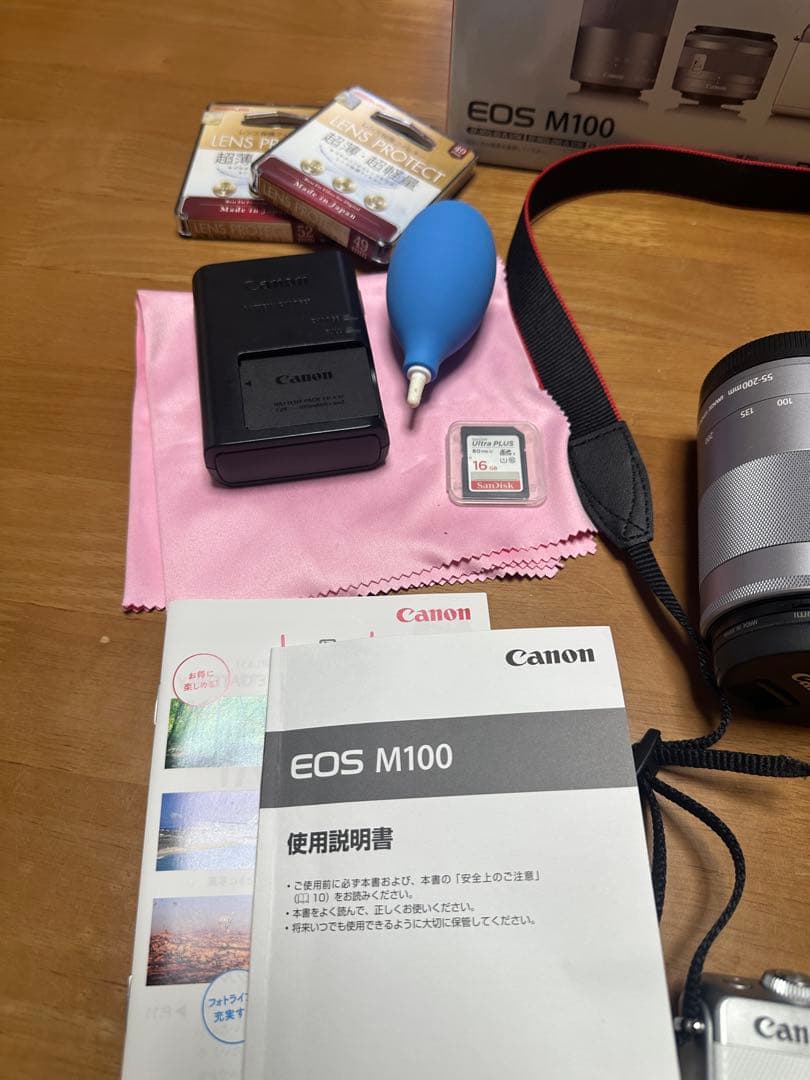 Canon EOS M100 ミラーレス一眼 2本レンズ付き