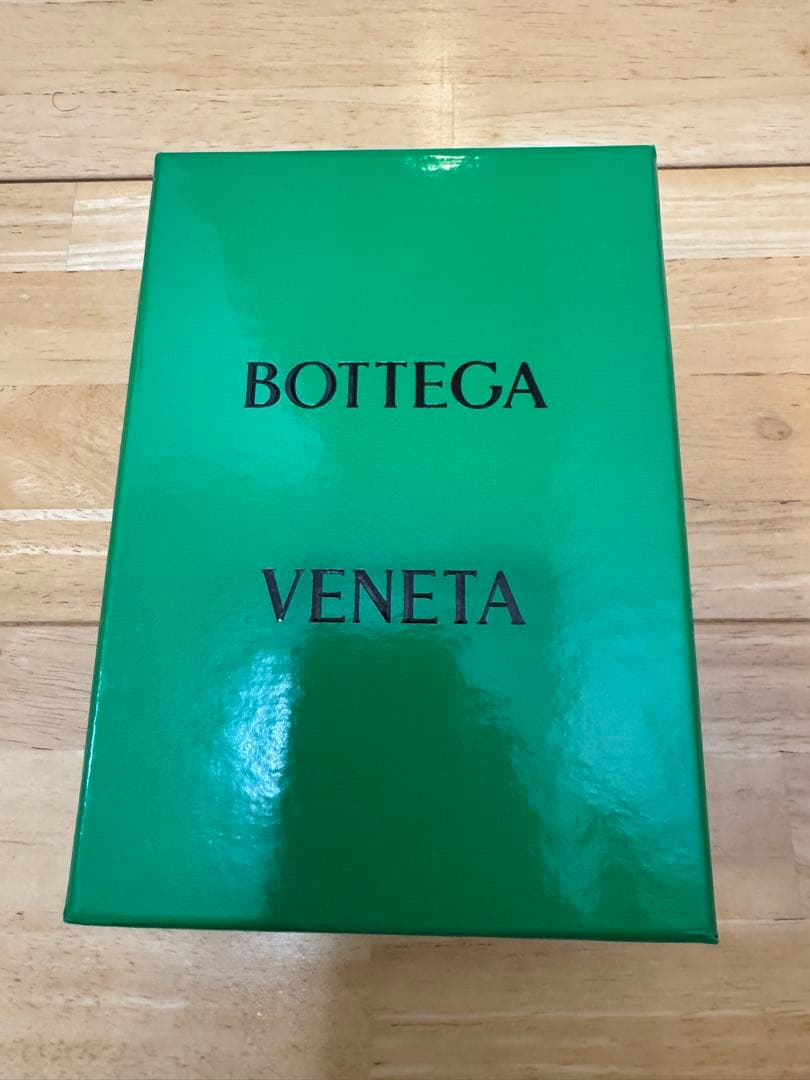 早い者勝ちBOTTEGA VENETA◆アンディアモ キーホルダー ロゴ付き