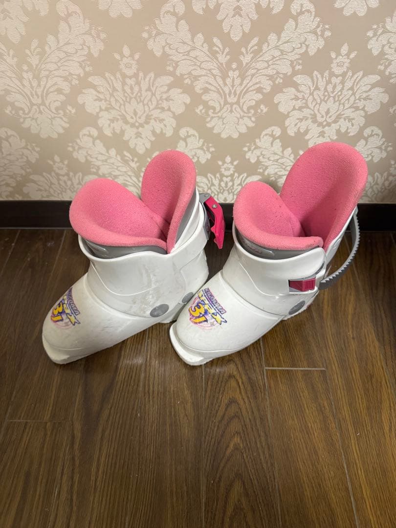 NORDICAスキー板80cm、KAZAMA ブーツ18cm、ストック3点セット