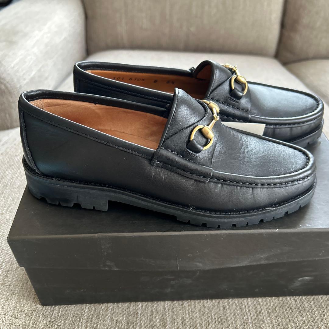 GUCCI ローファー