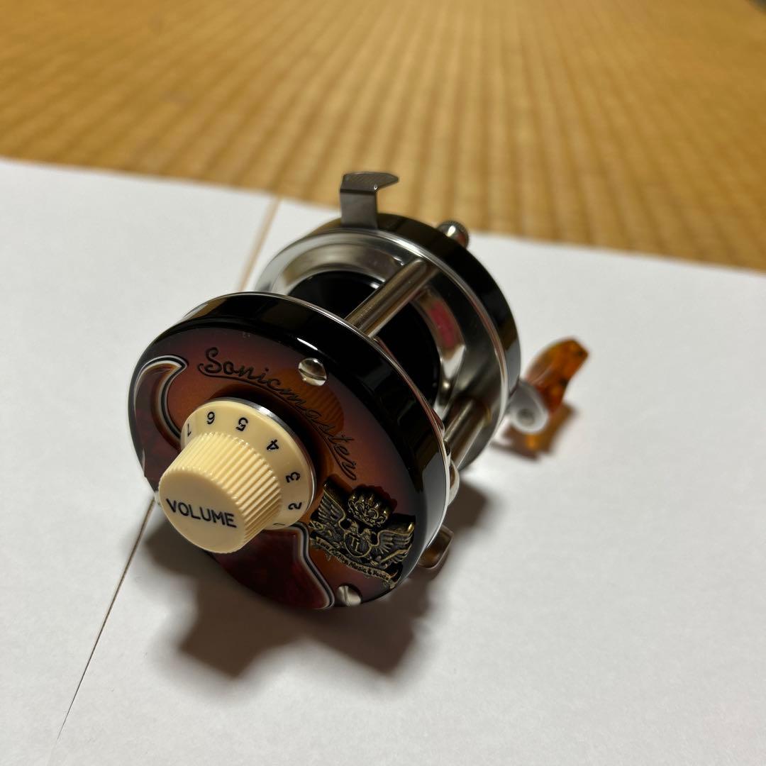 ソニックマスター　左巻き　レフトハンドル　津波ルアーズ